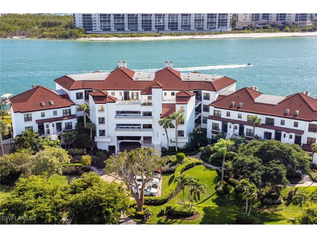 305 La Peninsula Boulevard #305 Naples FL 34113 225082223 image1