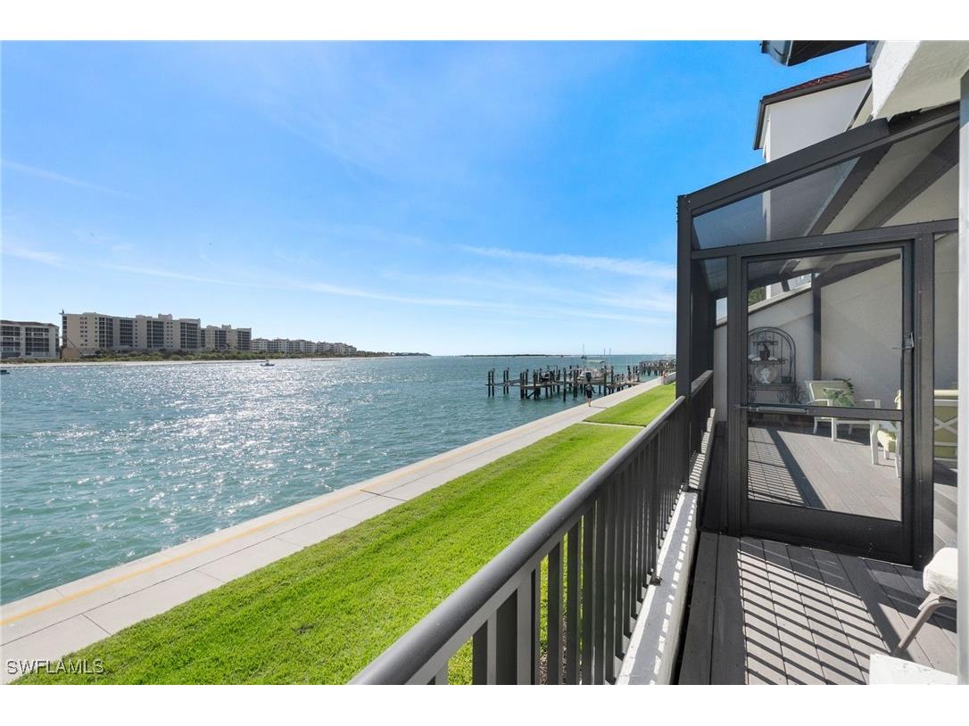 305 La Peninsula Boulevard #305 Naples FL 34113 225082223 image16