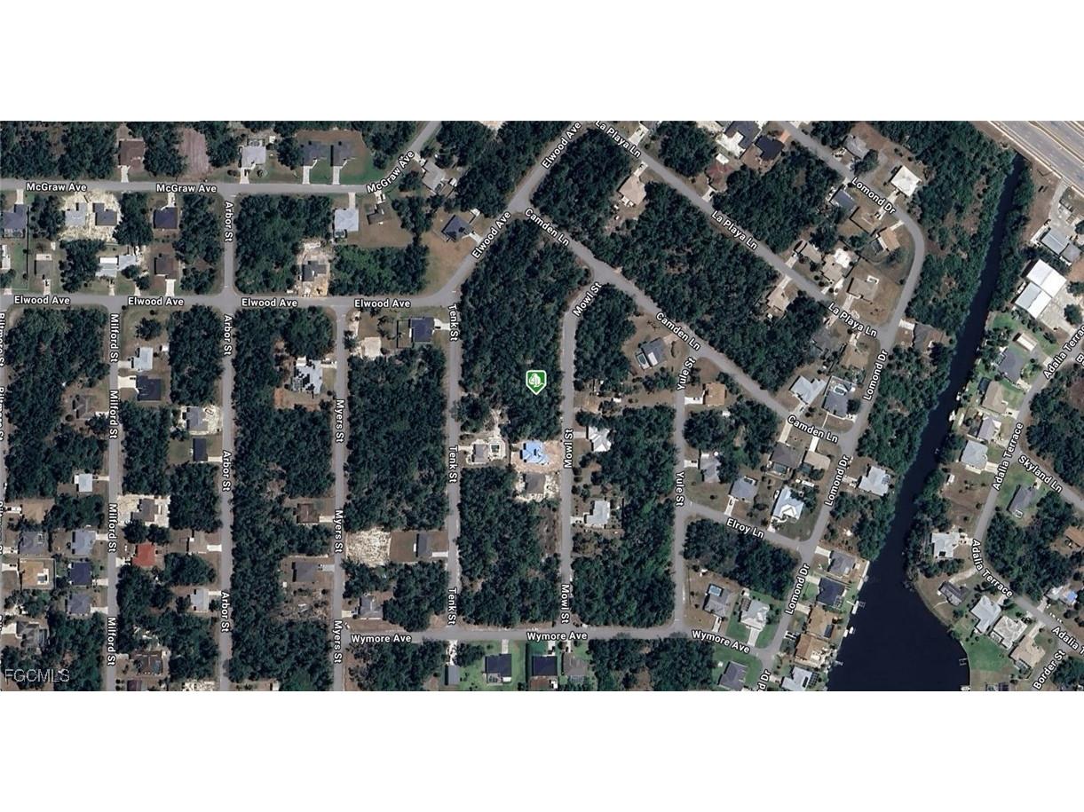 305 Mowl Street Port Charlotte FL 33953 2025012275 image2