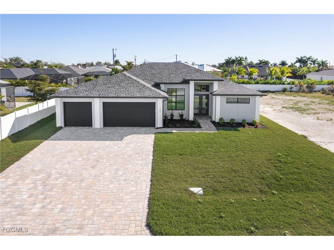305 NW 15th Place Cape Coral FL 33993 2026003481 image1