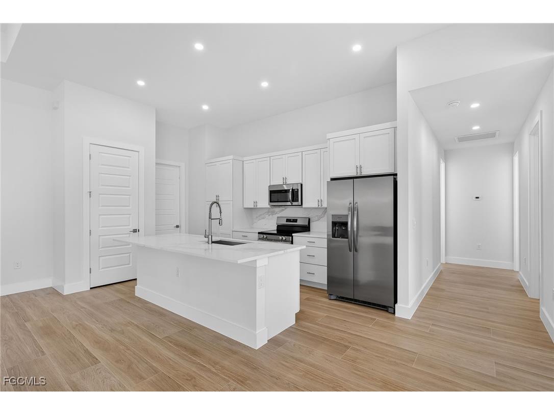 305 NW 15th Place Cape Coral FL 33993 2026003481 image10