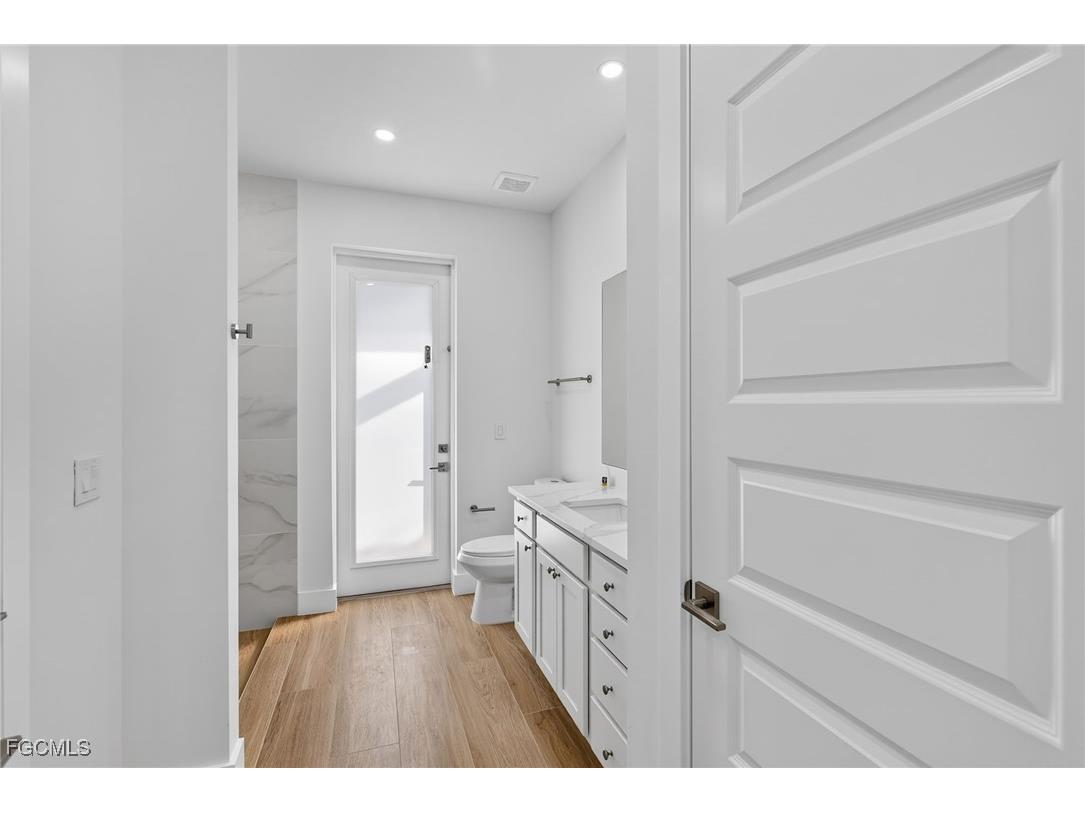 305 NW 15th Place Cape Coral FL 33993 2026003481 image20