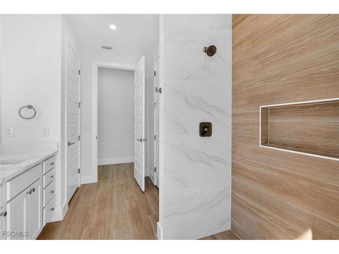 305 NW 15th Place Cape Coral FL 33993 2026003481 image21