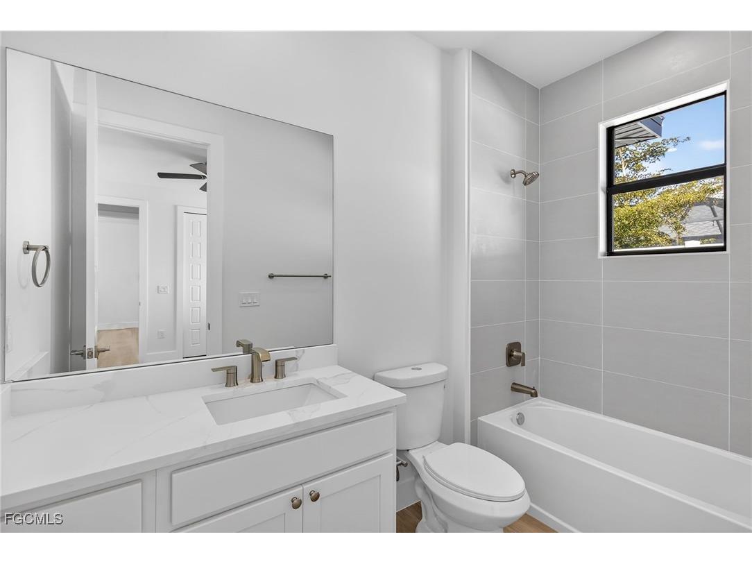 305 NW 15th Place Cape Coral FL 33993 2026003481 image26