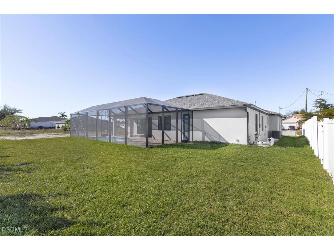 305 NW 15th Place Cape Coral FL 33993 2026003481 image43