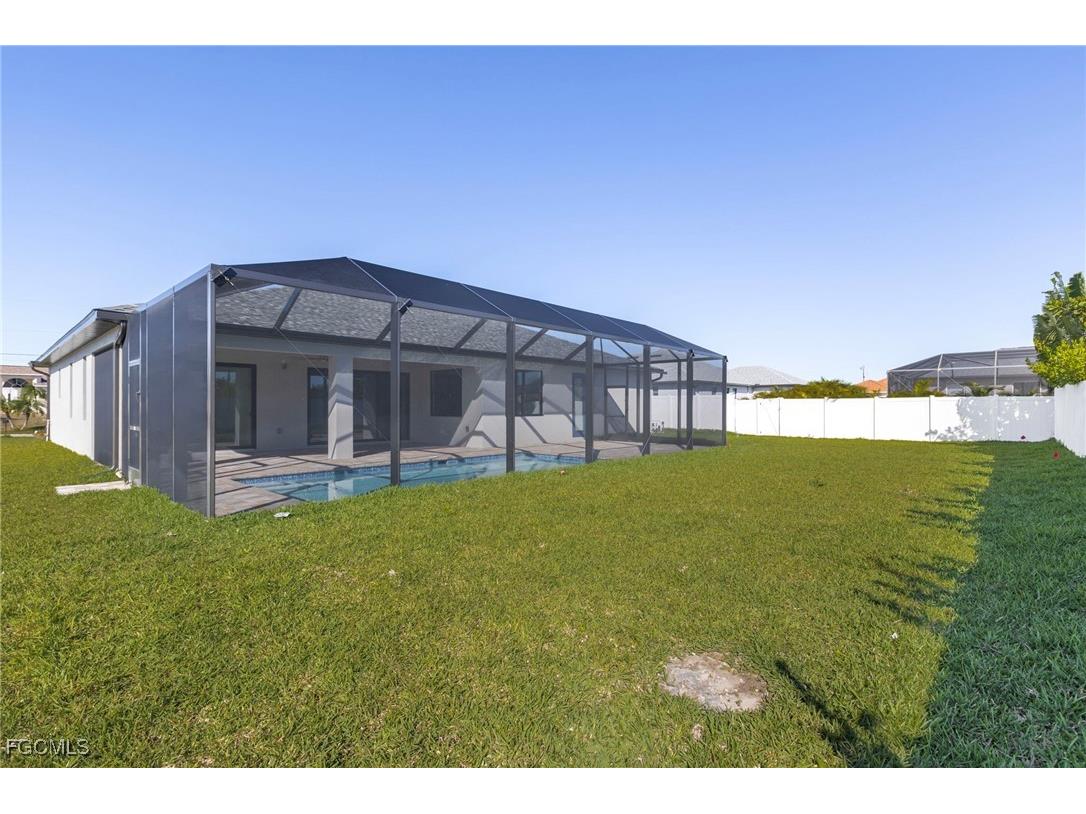 305 NW 15th Place Cape Coral FL 33993 2026003481 image44