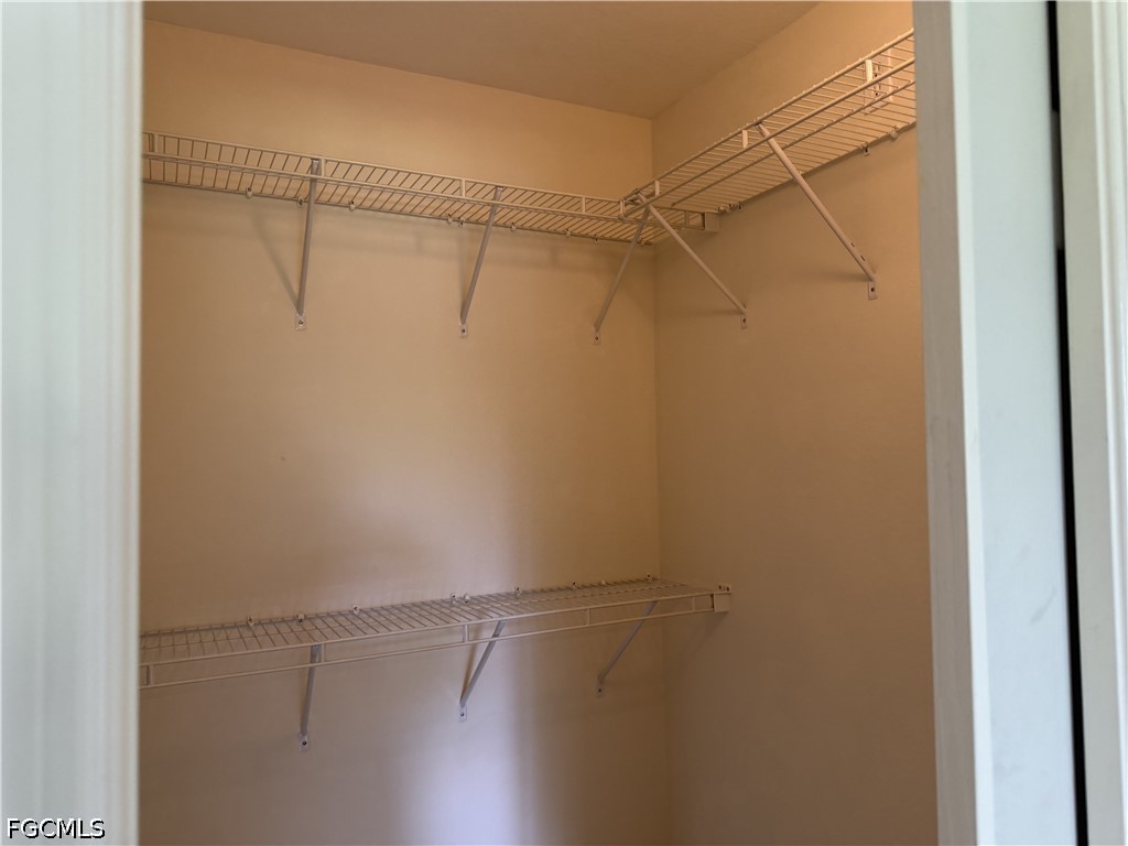 305 NW 22nd Place Cape Coral FL 33993 2026027680 image14