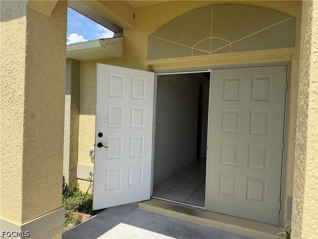 305 NW 22nd Place Cape Coral FL 33993 2026027680 image2