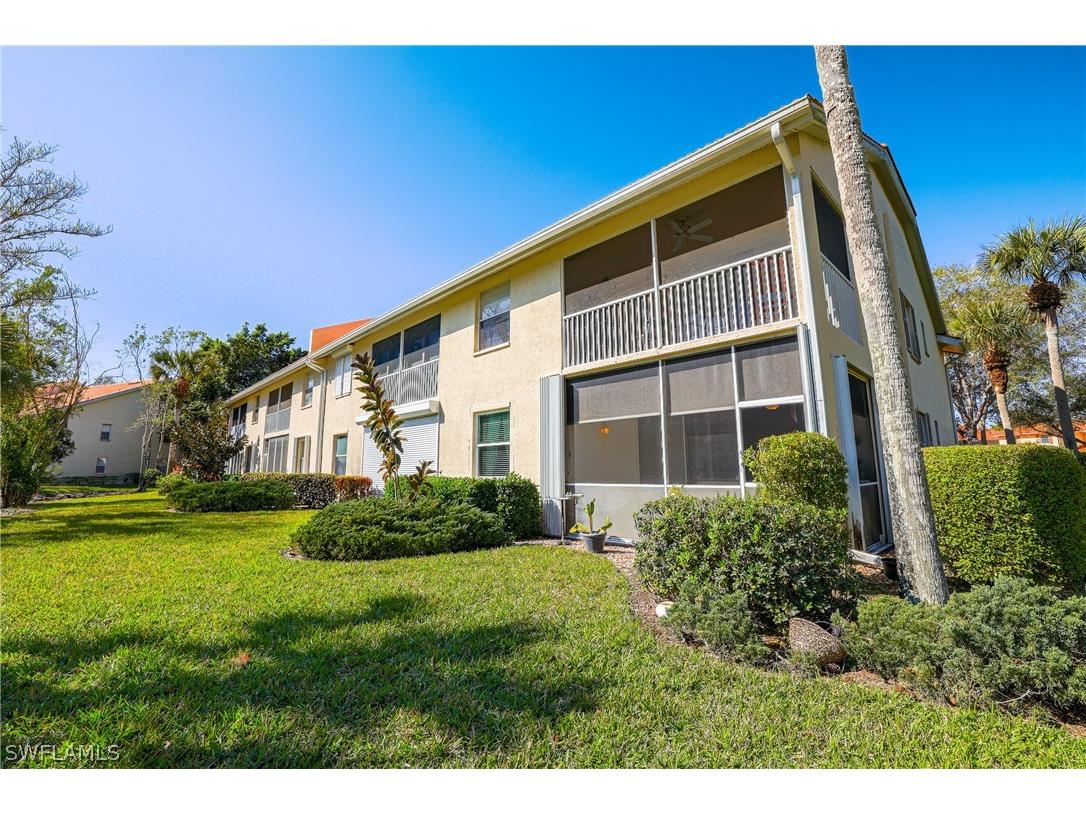305 Robin Hood Circle #101 Naples FL 34104 226008337 image20
