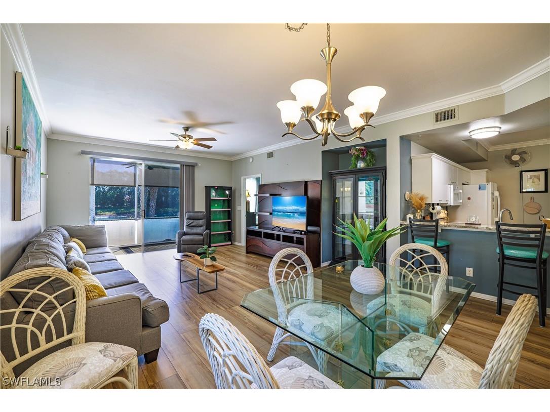 305 Robin Hood Circle #101 Naples FL 34104 226008337 image8