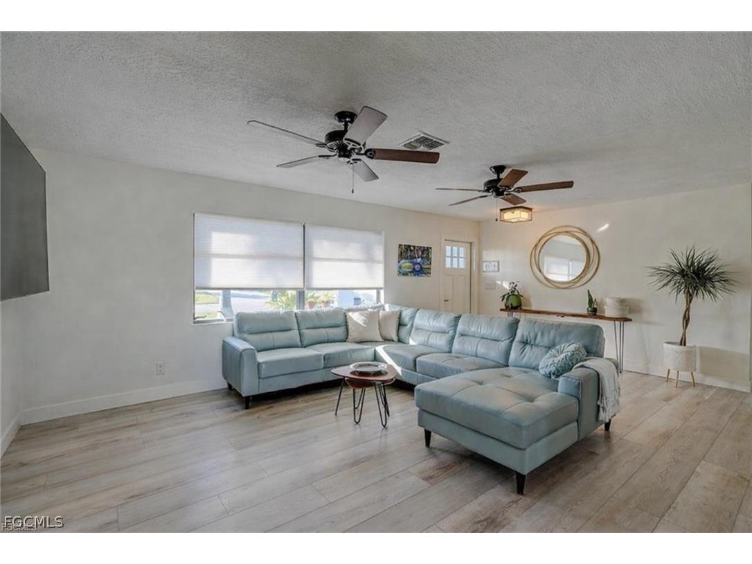 305 SE 14th Terrace Cape Coral FL 33990 2026006674 image10
