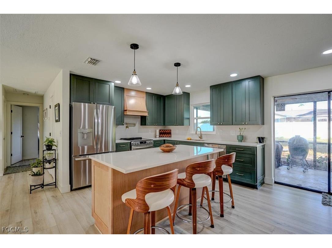 305 SE 14th Terrace Cape Coral FL 33990 2026006674 image13