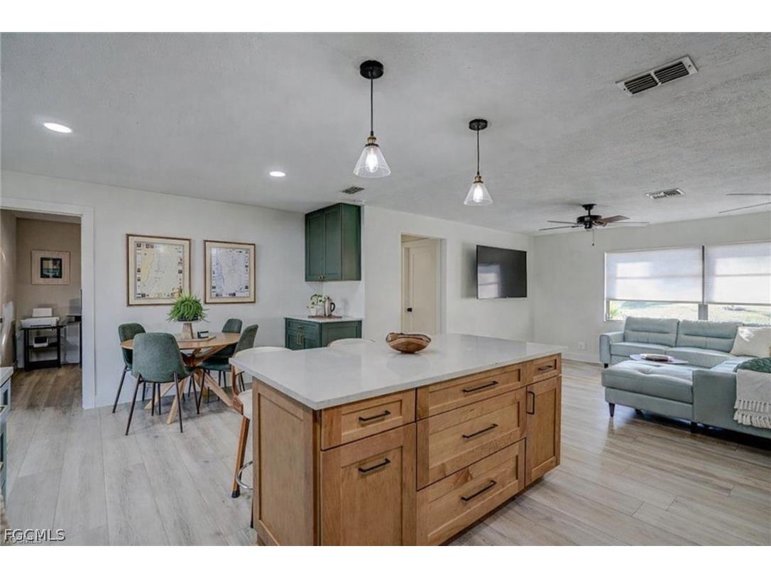 305 SE 14th Terrace Cape Coral FL 33990 2026006674 image14