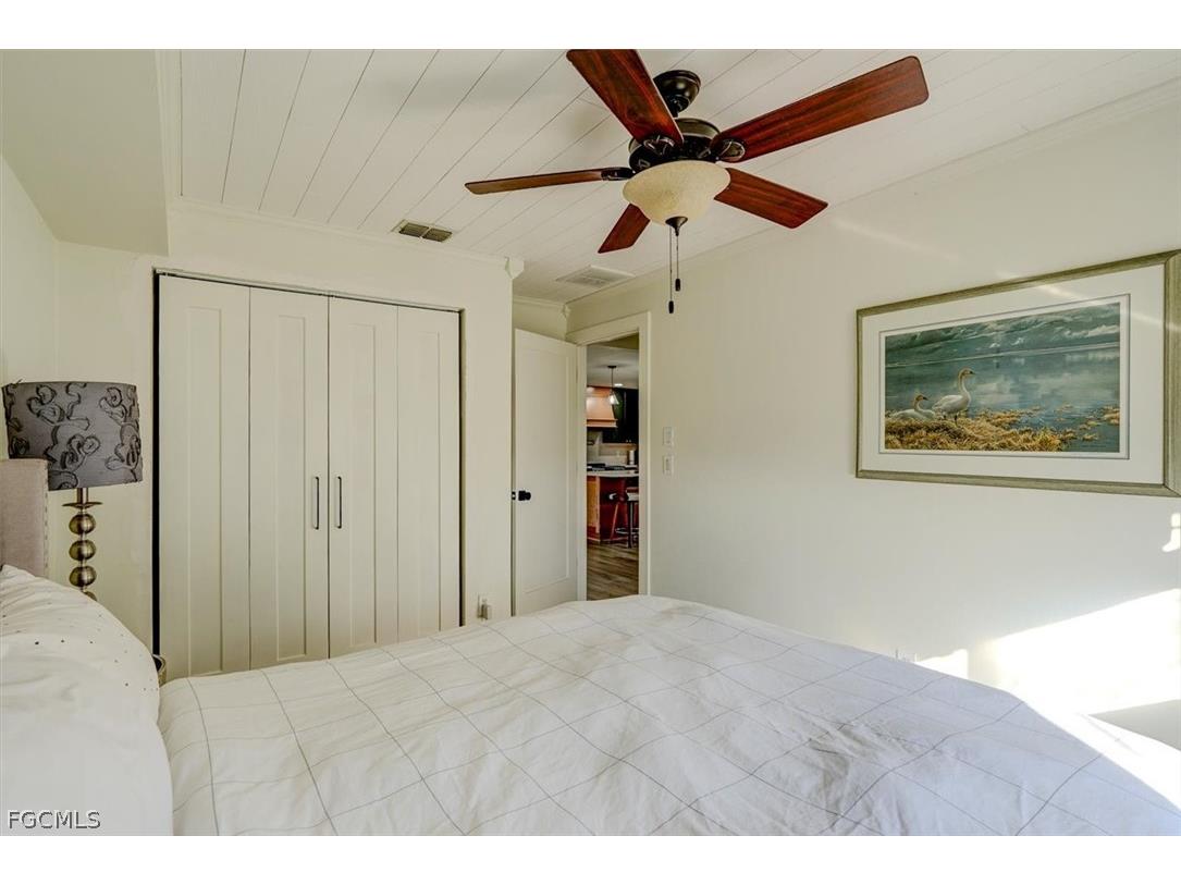 305 SE 14th Terrace Cape Coral FL 33990 2026006674 image31