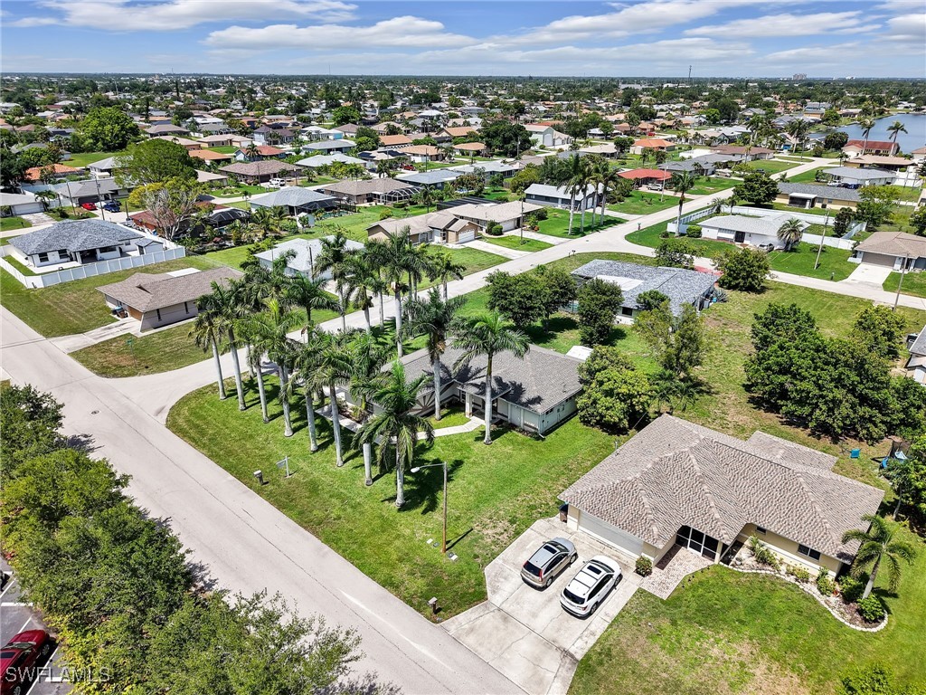 305 SE 16th Place Cape Coral FL 33990 225052519 image2