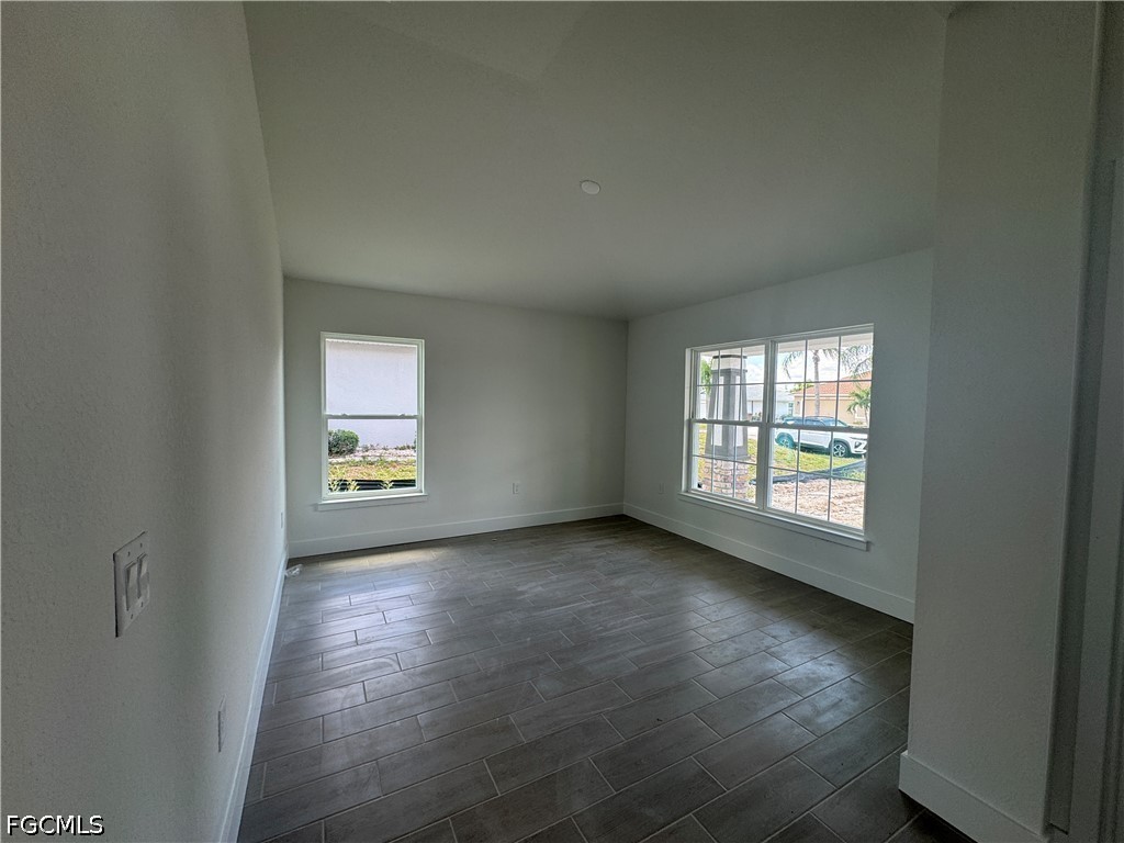 305 SE 2nd Street Cape Coral FL 33990 2026018031 image6