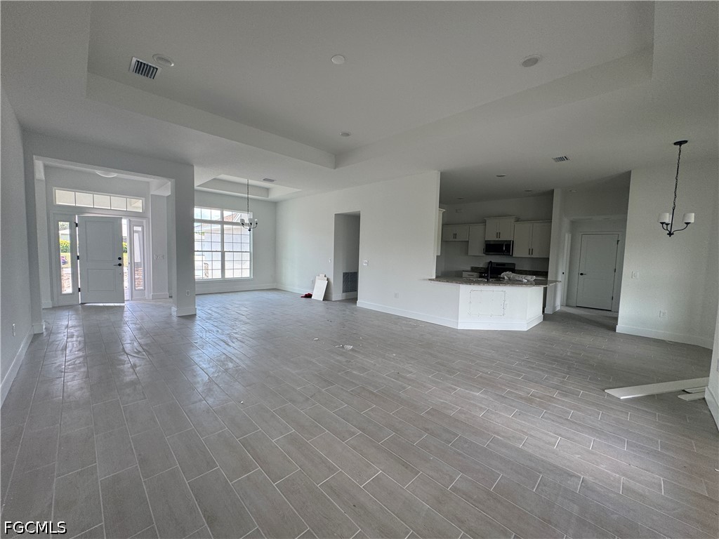 305 SE 2nd Street Cape Coral FL 33990 2026018031 image8