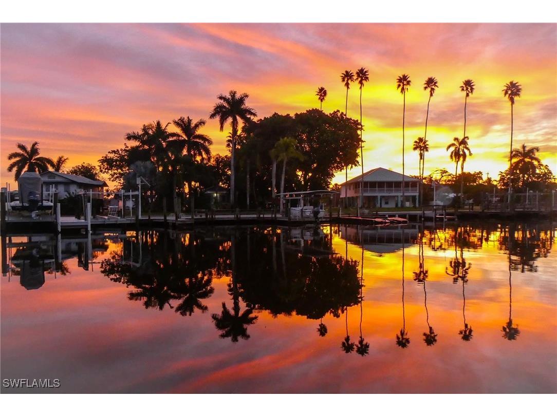 305 Storter Avenue N #5 Everglades City FL 34139 225039822 image3