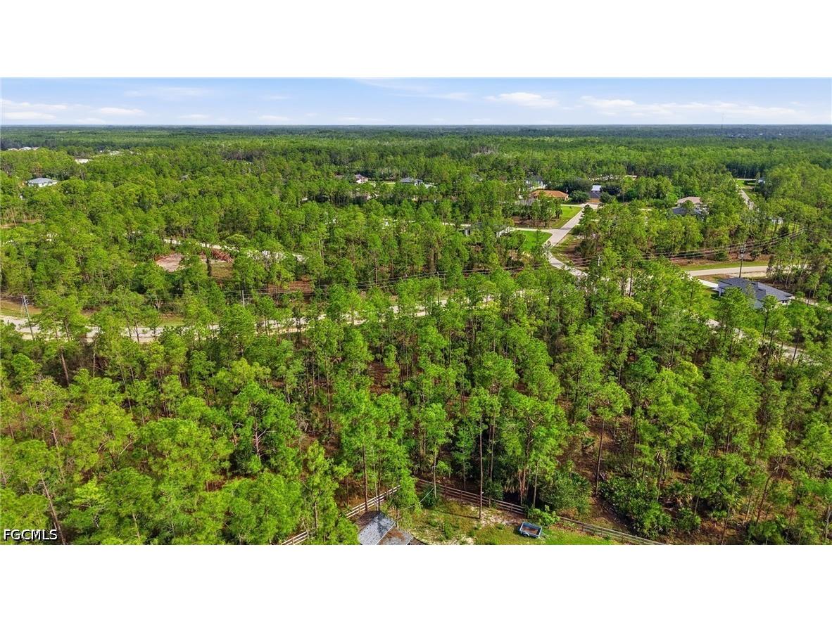 305 Woodburn Drive Lehigh Acres FL 33972 2026024473 image11