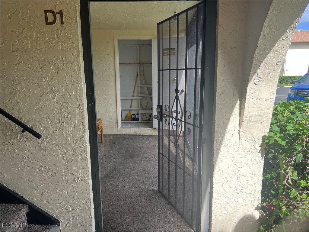 305 Knotty Pine Circle #D-1 Lake Worth FL 33463 2025008957 image2