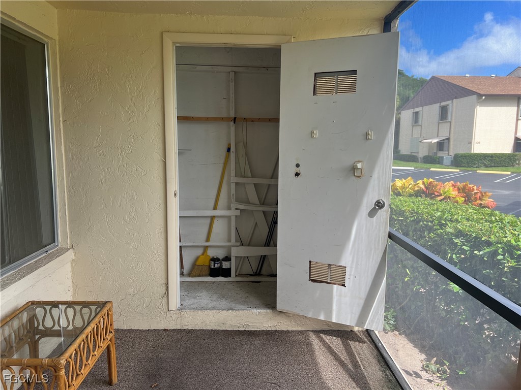 305 Knotty Pine Circle #D-1 Lake Worth FL 33463 2025008957 image3