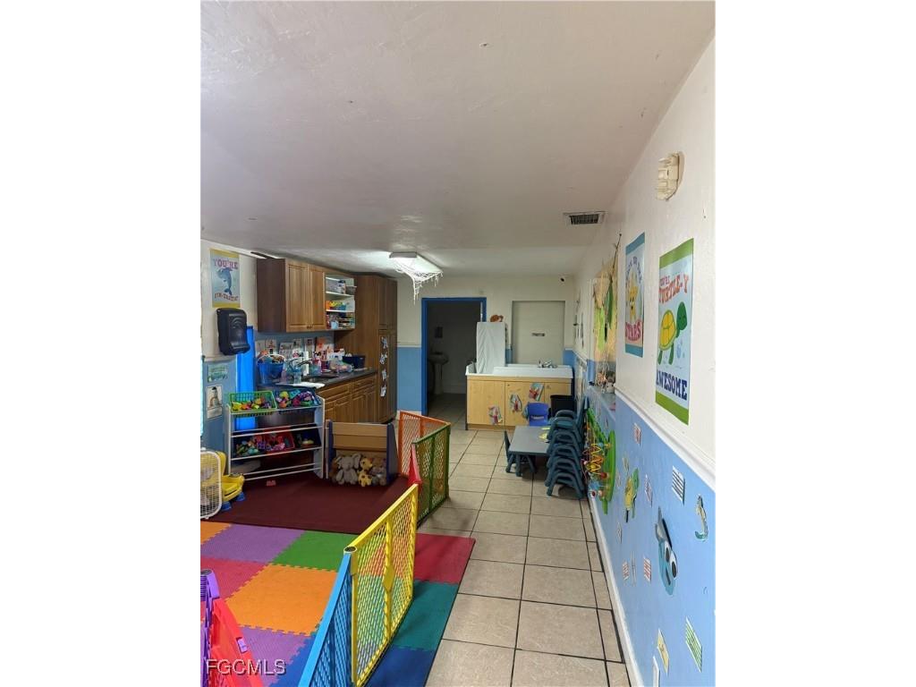 3050 Michigan Avenue Fort Myers FL 33916 2025021896 image24