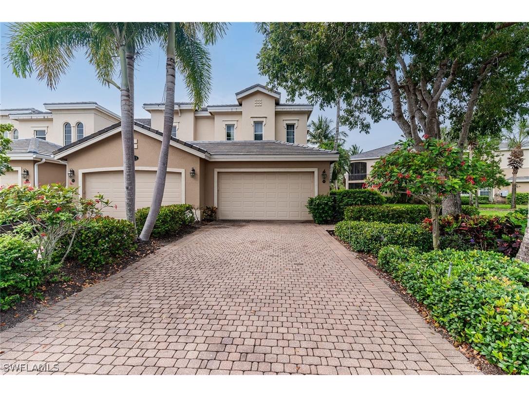 3053 Aviamar Circle #104 Naples FL 34114 224025824 image1