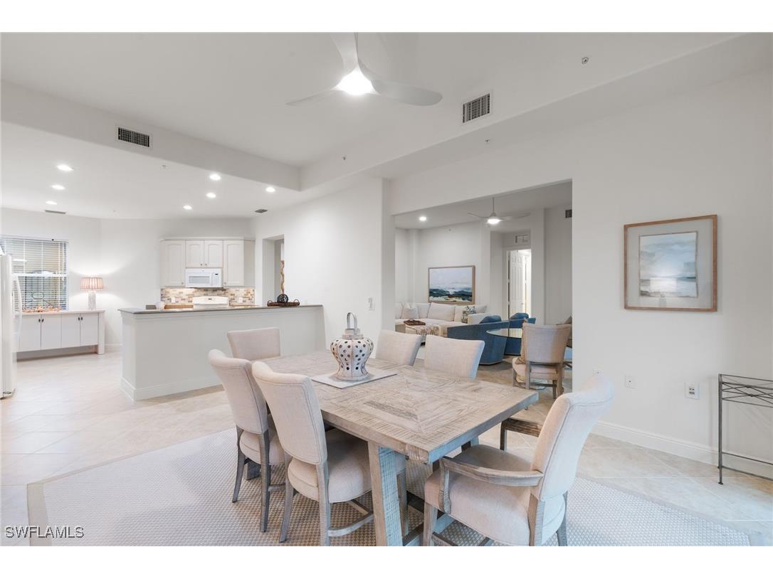 3053 Aviamar Circle #8-102 Naples FL 34114 226001927 image8