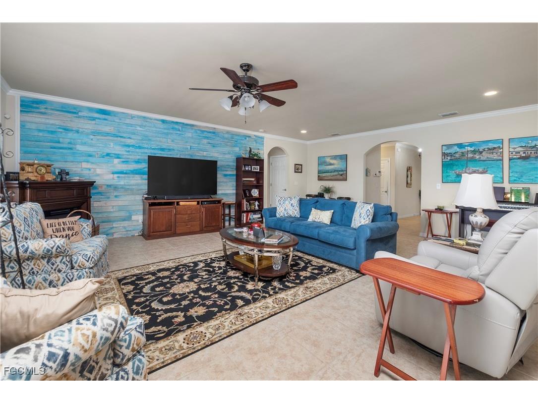 3055 Apple Blossom Drive Alva FL 33920 2025009847 image11