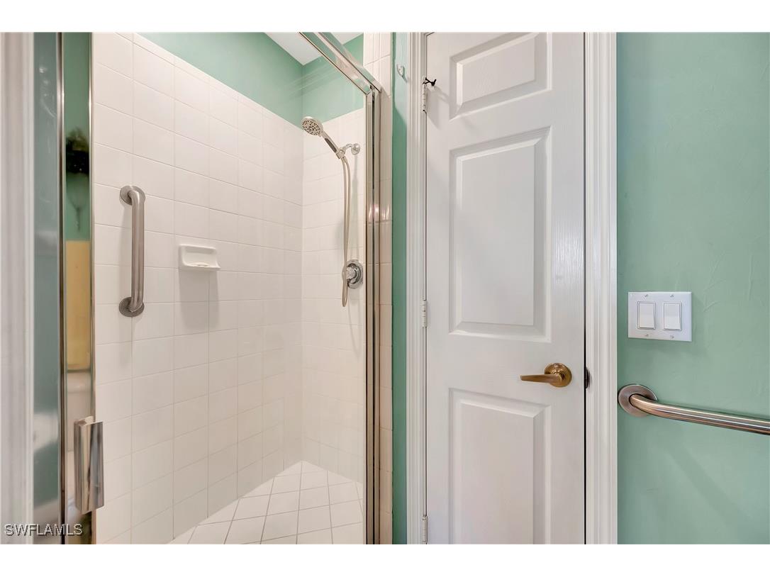 3055 Horizon Lane #1706 Naples FL 34109 225077519 image19