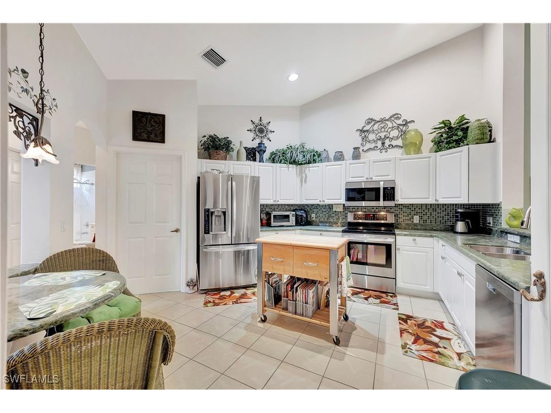 3055 Horizon Lane #1706 Naples FL 34109 225077519 image6