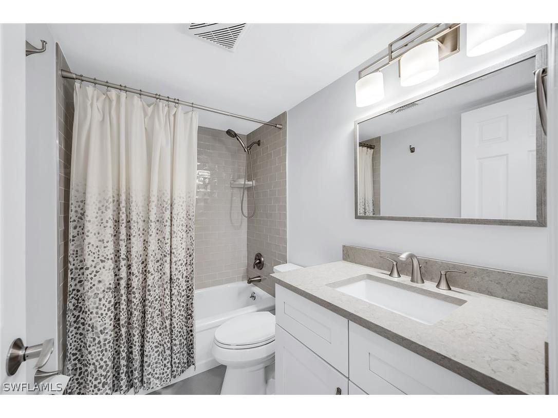 3055 Riviera Drive #102 Naples FL 34103 226008615 image25