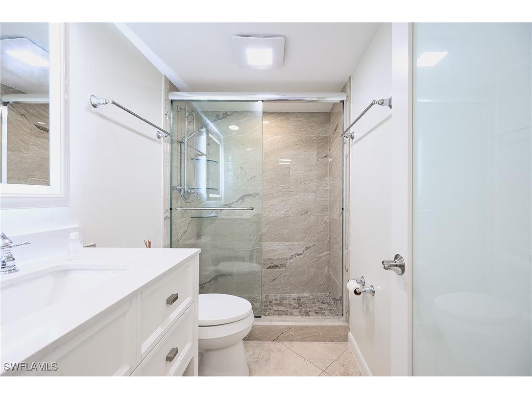 3055 Riviera Drive #306 Naples FL 34103 225082377 image16