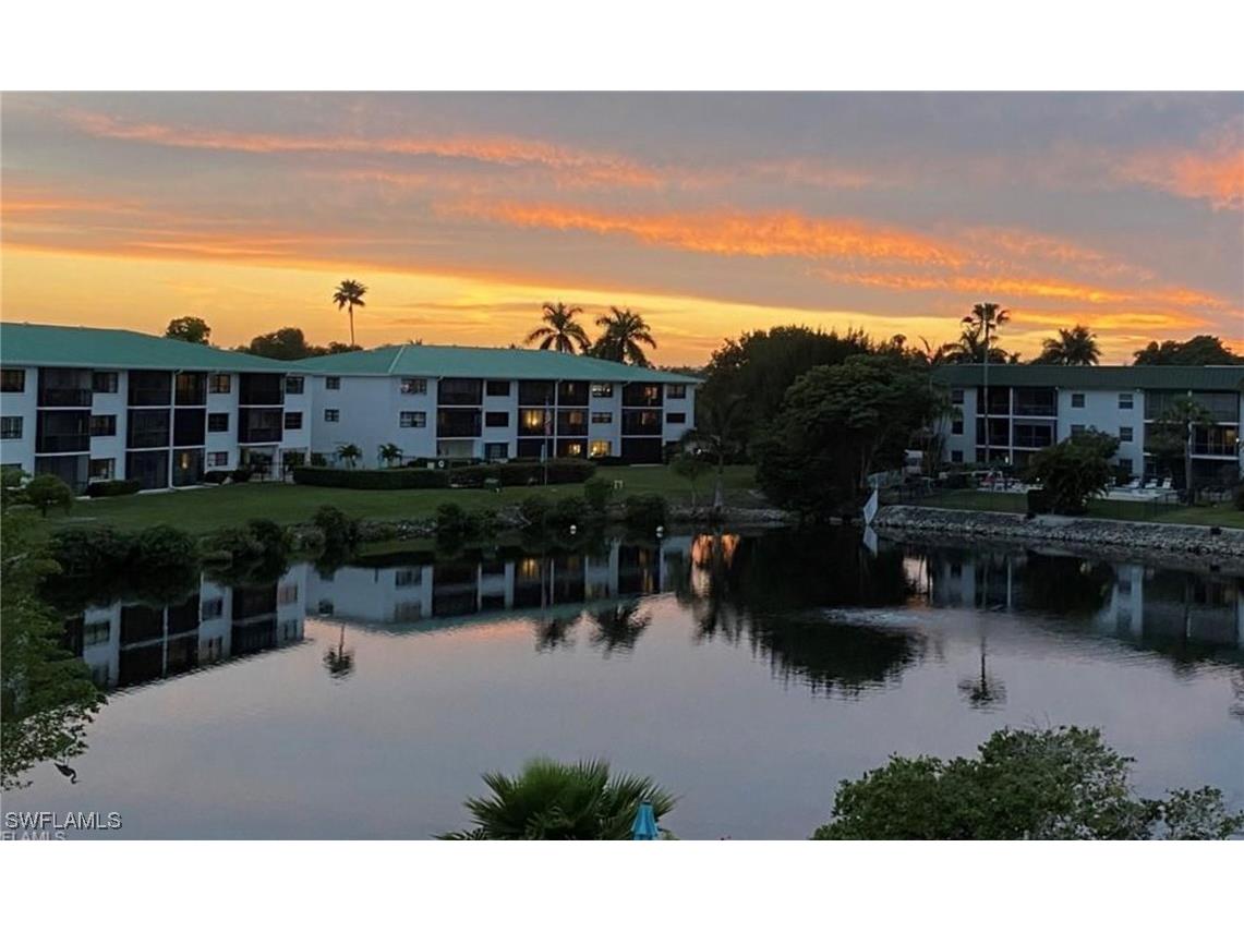 3055 Riviera Drive #306 Naples FL 34103 226004852 image17