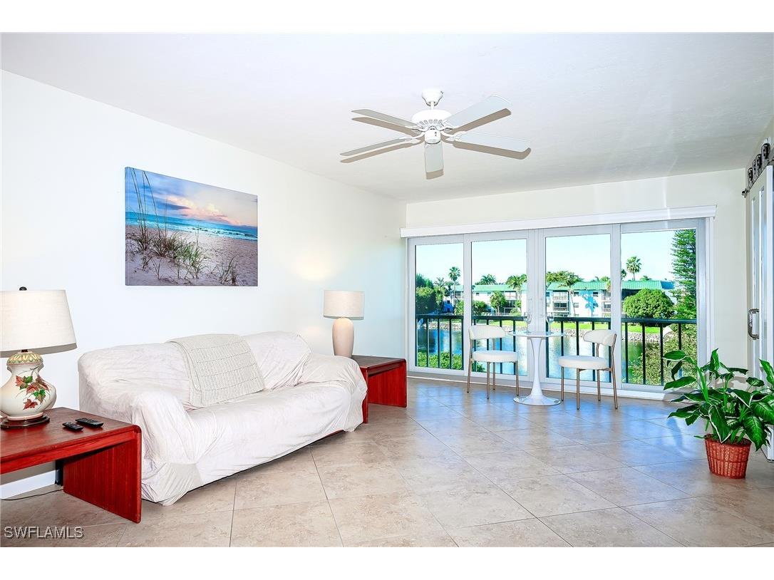 3055 Riviera Drive #306 Naples FL 34103 226004852 image5