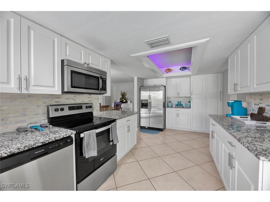 3055 Round Table Court Naples FL 34112 225065205 image9