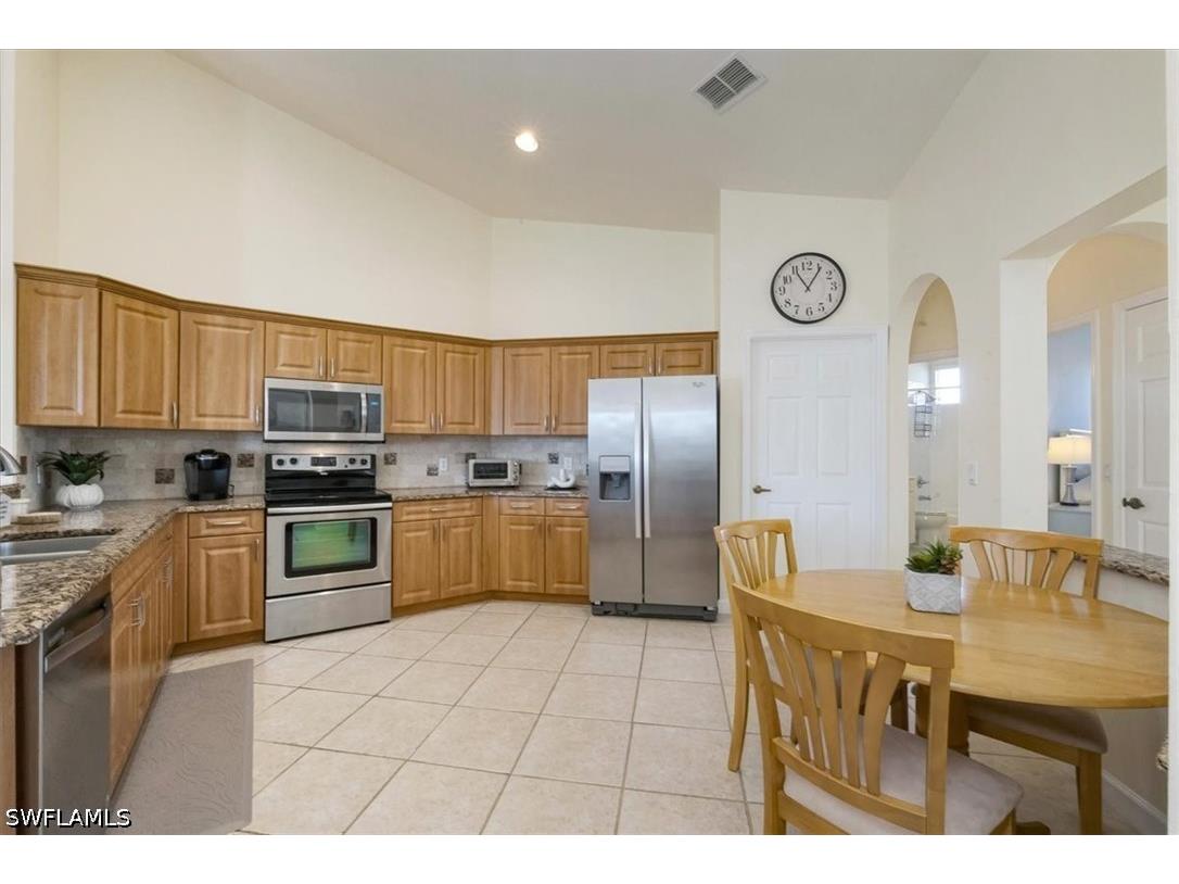 3057 Driftwood Way #4004 Naples FL 34109 226016775 image10