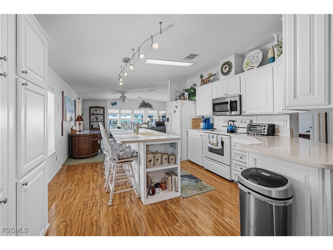 3057 Sloop Lane Saint James City FL 33956 2025012322 image17