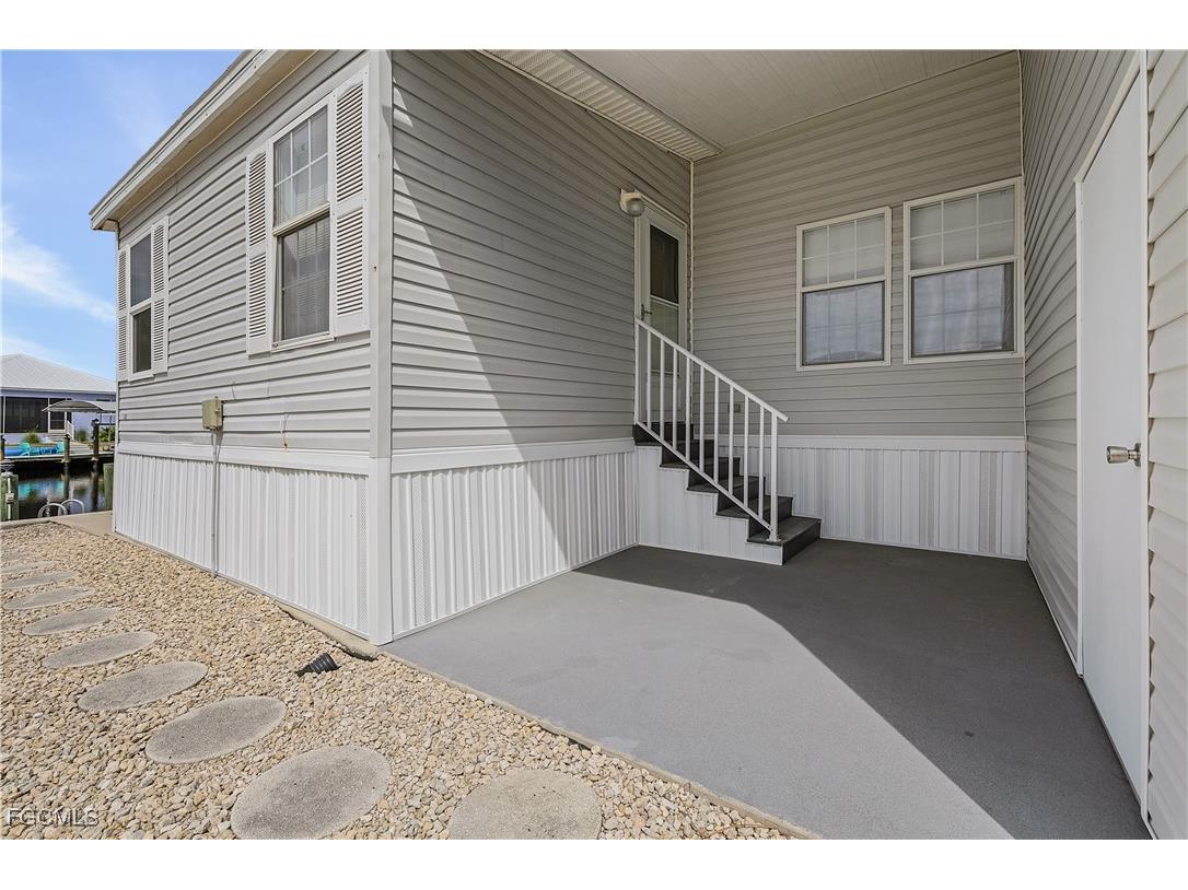 3057 Sloop Lane Saint James City FL 33956 2025012322 image34