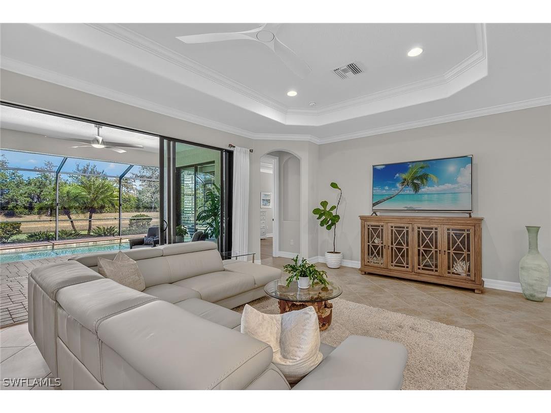 3058 Aviamar Circle Naples FL 34114 225019408 image6