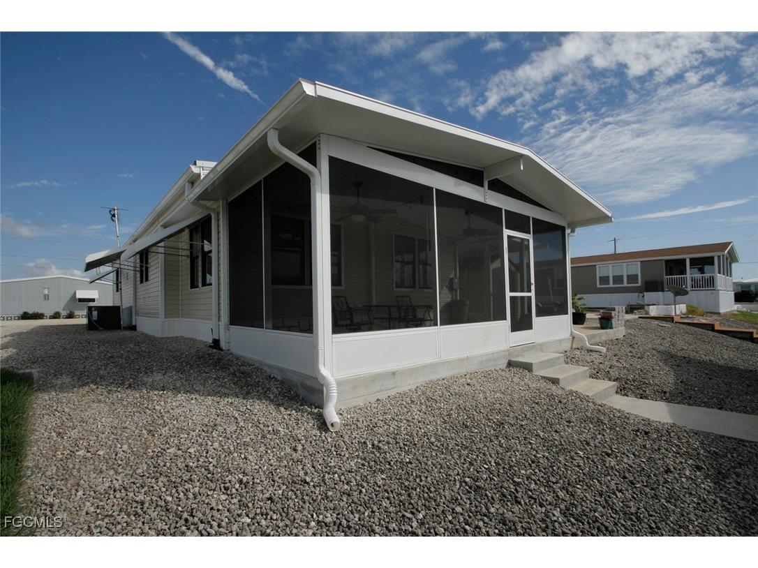 3059 Bounty Lane Saint James City FL 33956 2025015215 image11