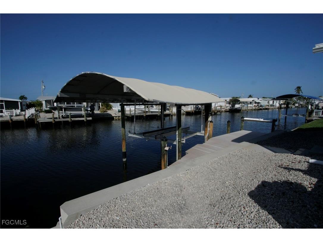 3059 Bounty Lane Saint James City FL 33956 2025015215 image2