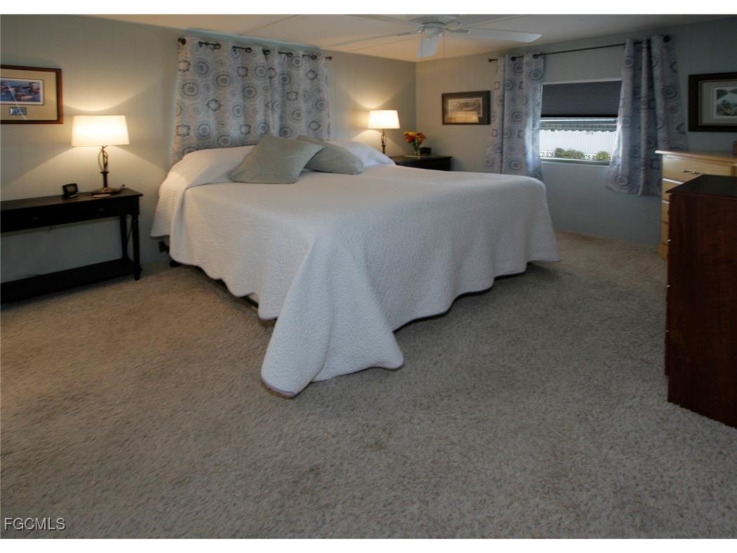 3059 Bounty Lane Saint James City FL 33956 2025015215 image8