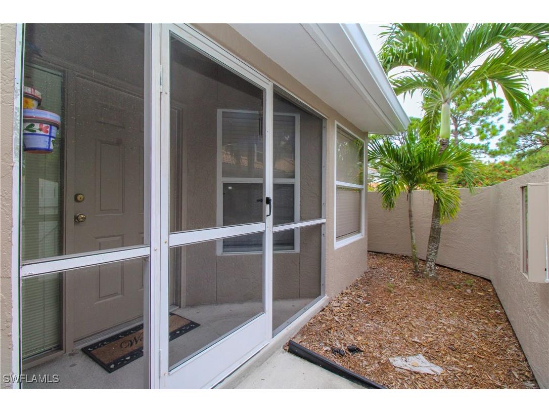 306 Emerald Bay Circle #J-8 Naples FL 34110 225072546 image10