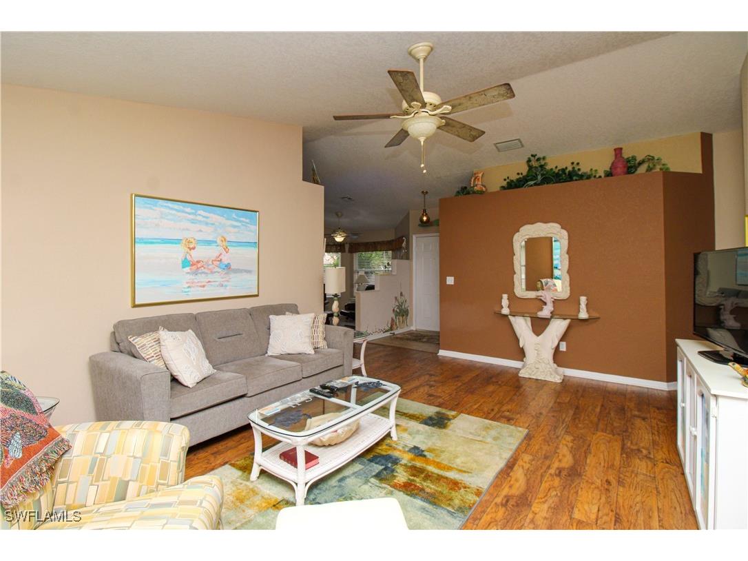 306 Emerald Bay Circle #J-8 Naples FL 34110 225072546 image16