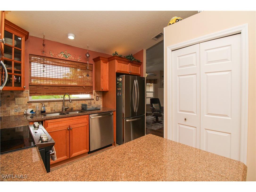 306 Emerald Bay Circle #J-8 Naples FL 34110 225072546 image33