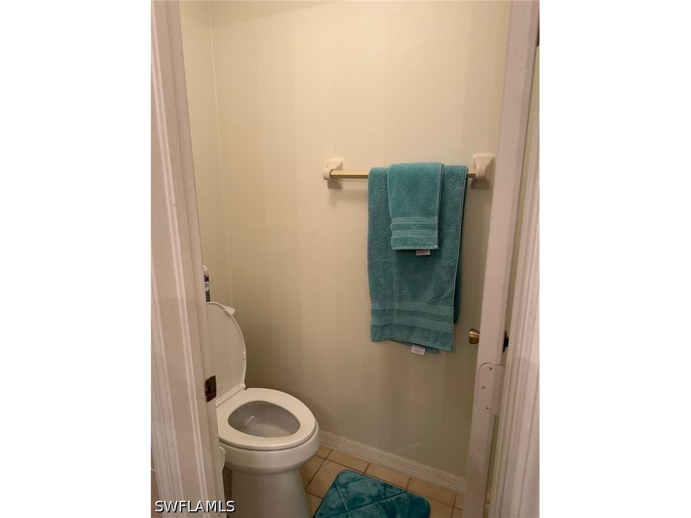 306 Emerald Bay Circle #J5 Naples FL 34110 226017123 image18