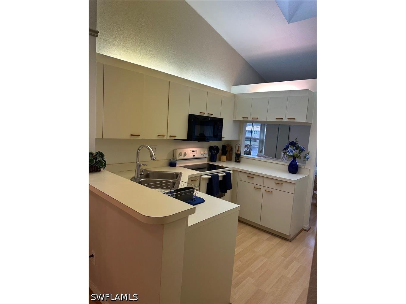 306 Emerald Bay Circle #J5 Naples FL 34110 226017123 image4