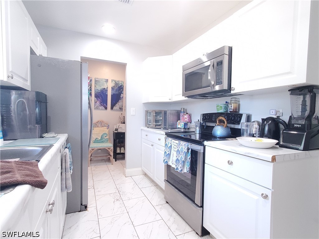 306 Hollywood Street Lehigh Acres FL 33936 226018172 image5