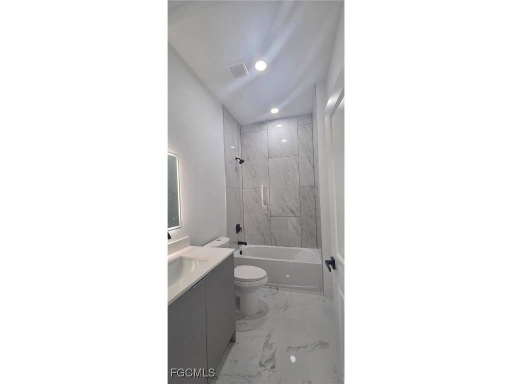 306 NE 10th Terrace Cape Coral FL 33909 2025016855 image14